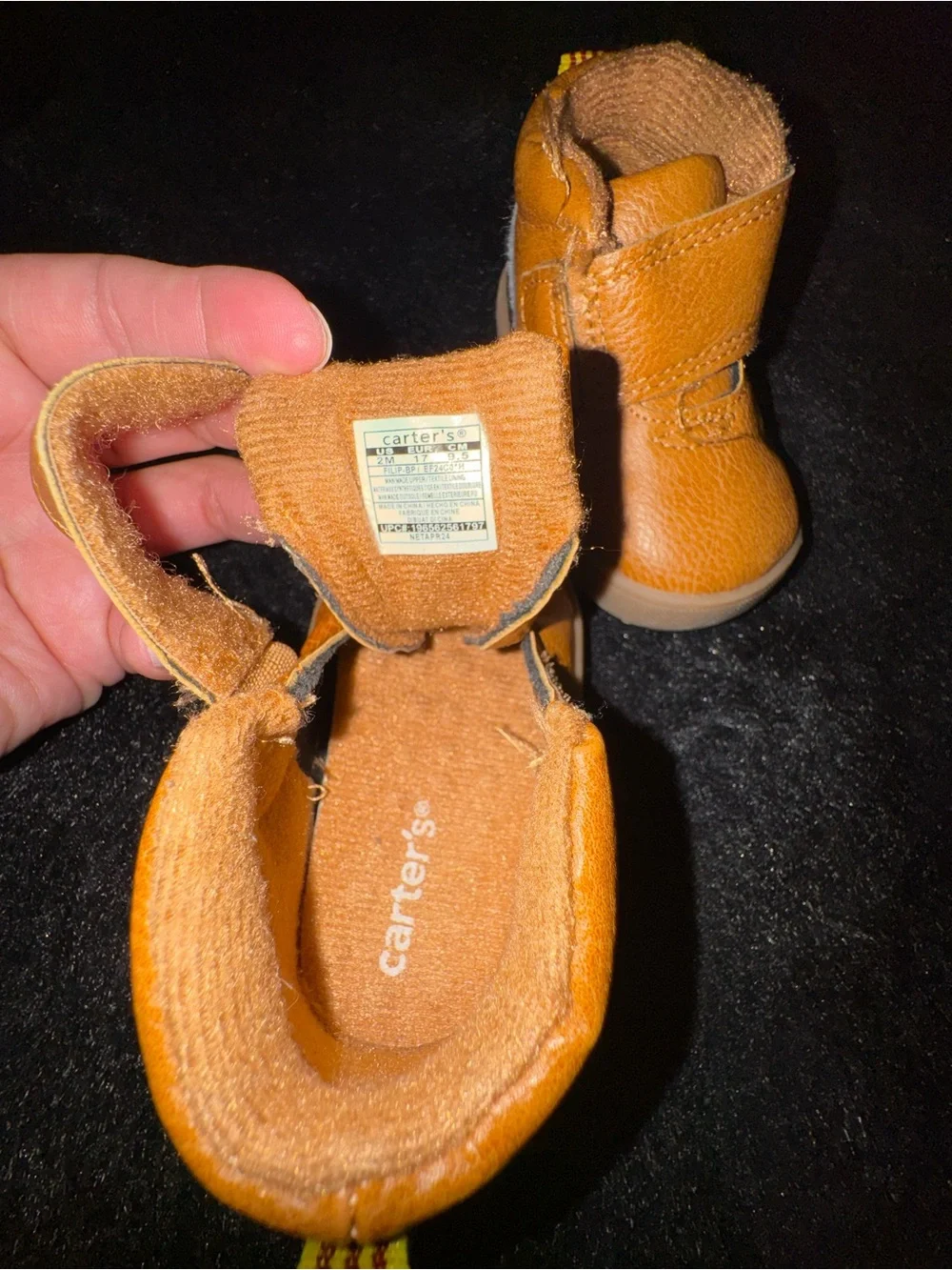 Carter’s Toddler High Top Sneakers Size 2M